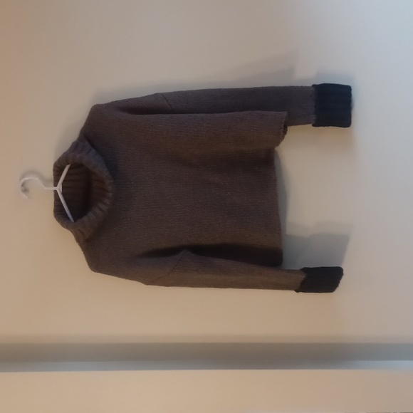 John +Jenn cropped sweater - Picture 2 of 4